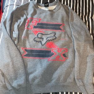 Medium Fox Crewneck